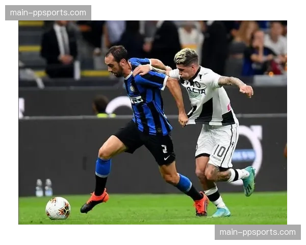 国际米兰2-0莱切取得7连胜，姆希塔良阿坎吉联手轰碎保级队防线