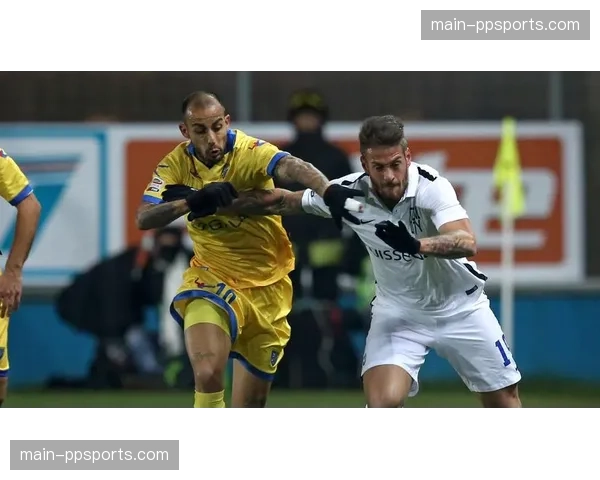 事件脉络：弗罗西诺内更衣室冲突曝光，涉及球员与教练组